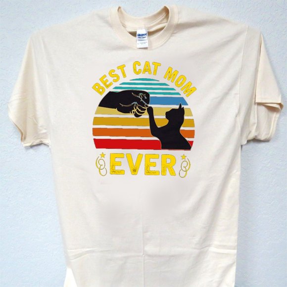 Gildan Other - BEST CAT MOM EVER, COOL UNISEX IVORY OR WHITE T-SHIRT T-1791